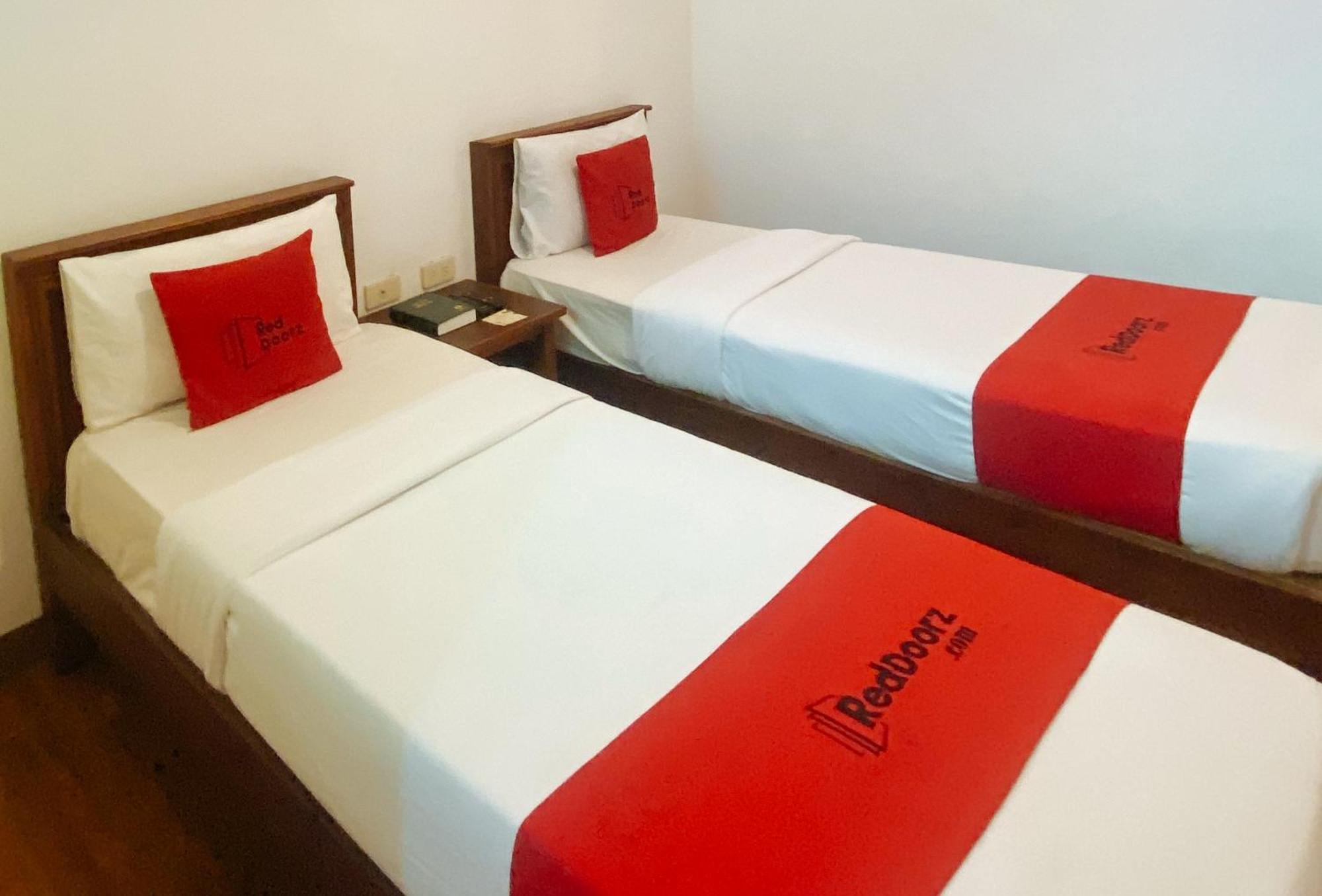 Reddoorz Plus At Balai Sofia Bed & Breakfast Batangas Talisay  Dış mekan fotoğraf