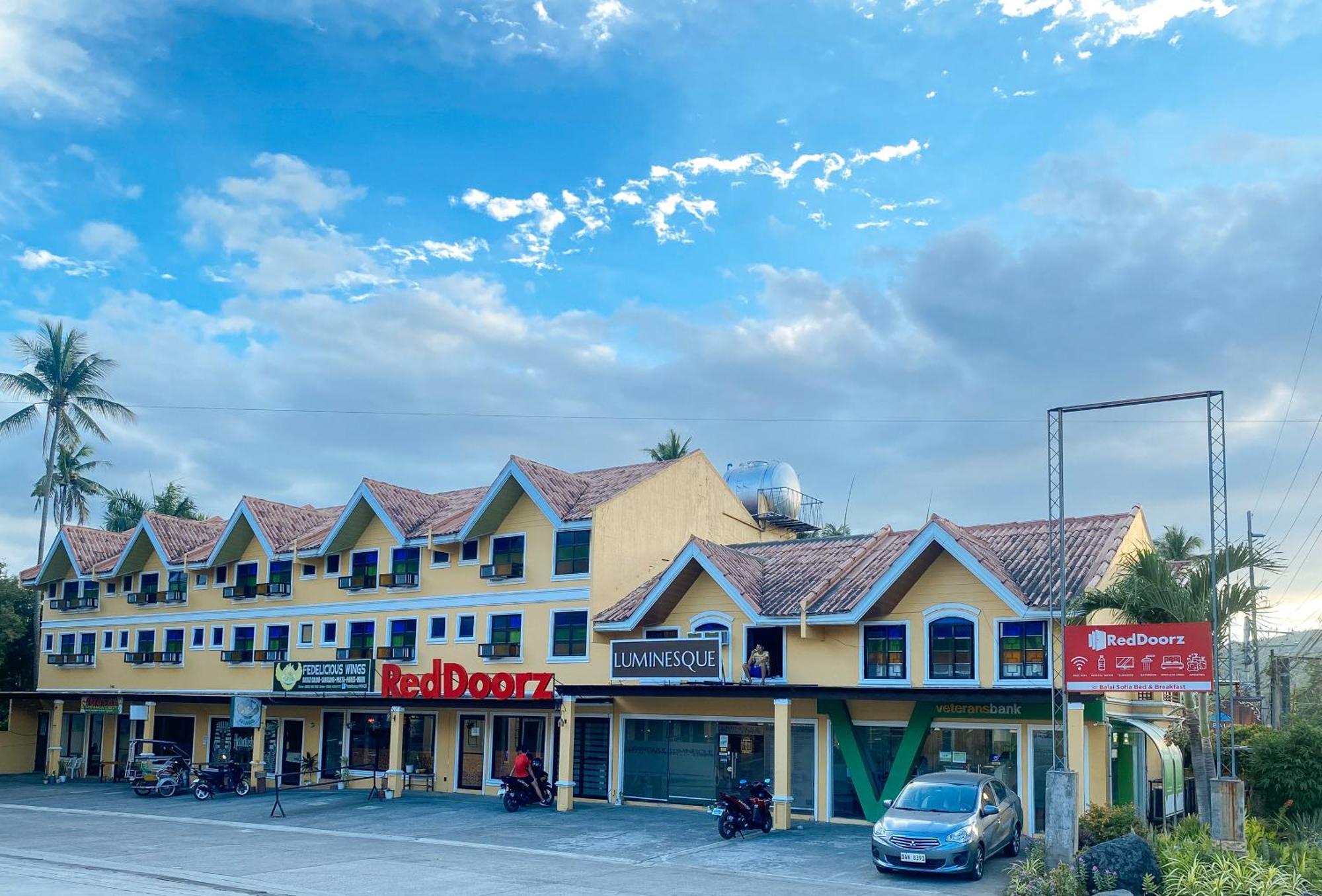 Reddoorz Plus At Balai Sofia Bed & Breakfast Batangas Talisay  Dış mekan fotoğraf