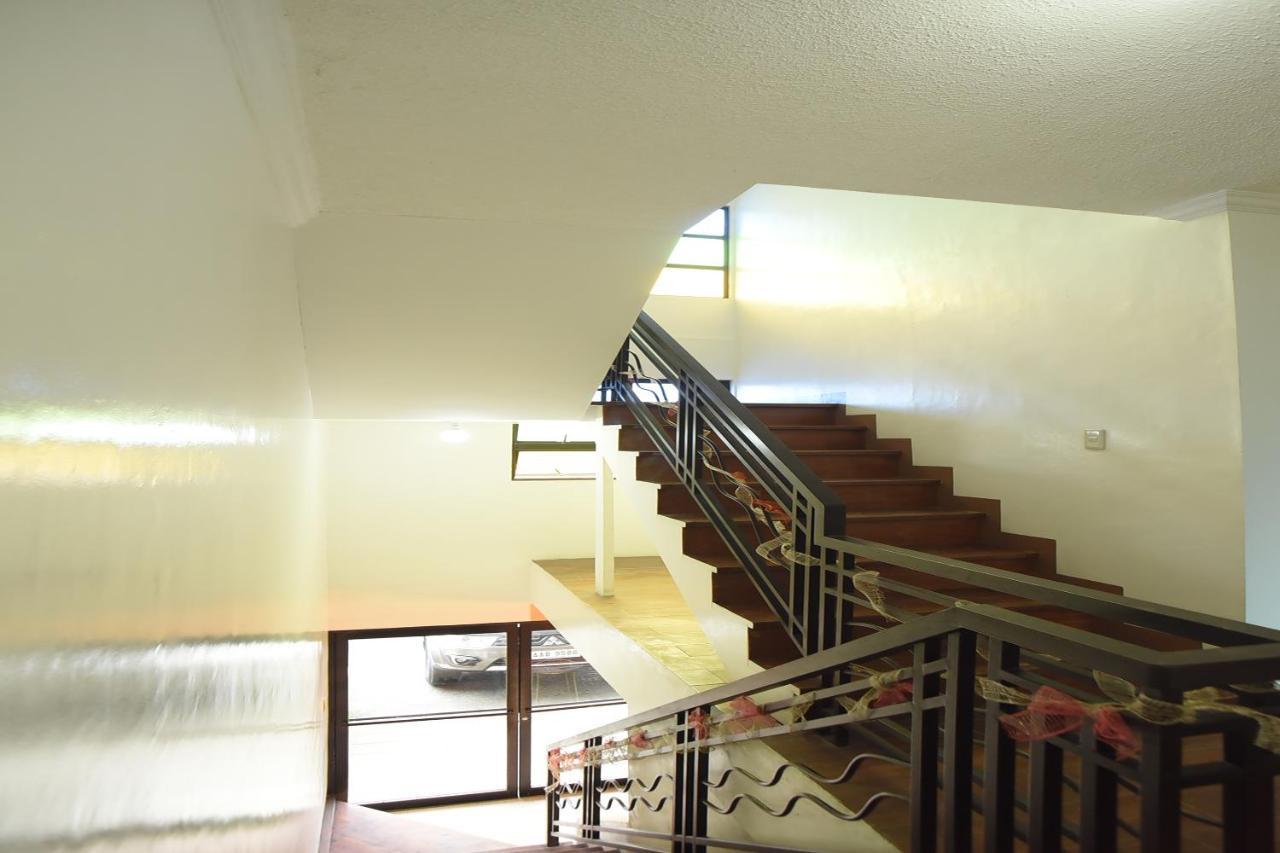 Reddoorz Plus At Balai Sofia Bed & Breakfast Batangas Talisay  Dış mekan fotoğraf